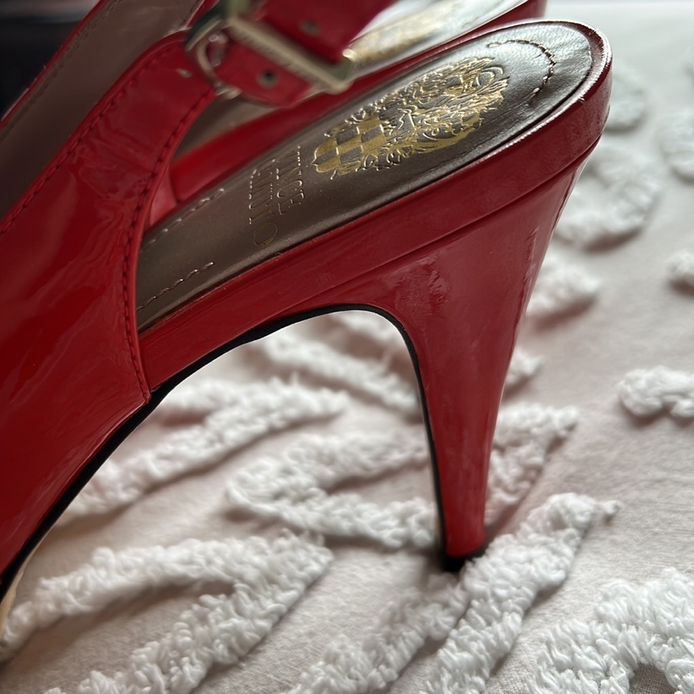 Vince Camuto - bright coral patent leather heels - Picture 5 of 9